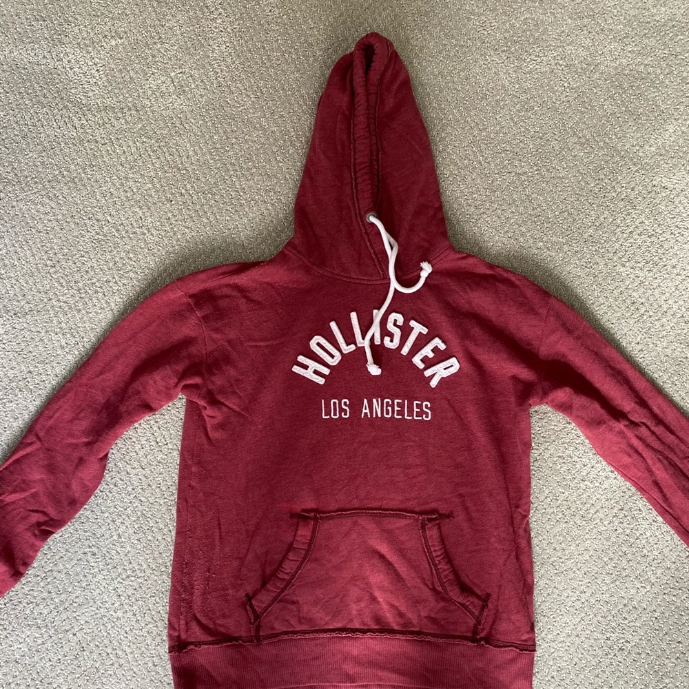 red hollister hoodie